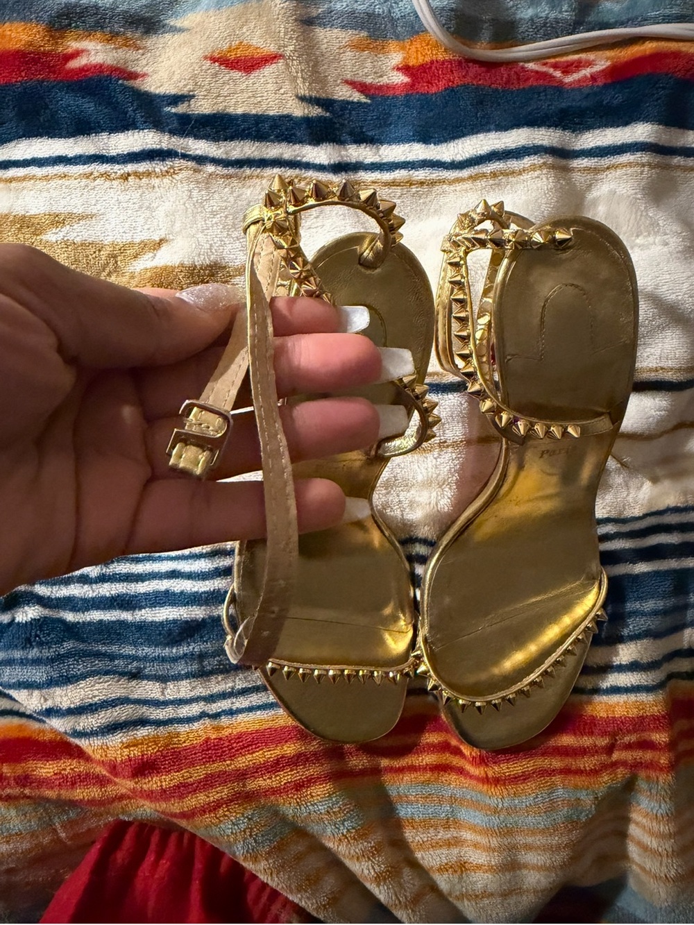 Christian Louboutin Gold heels - Picture 2 of 3